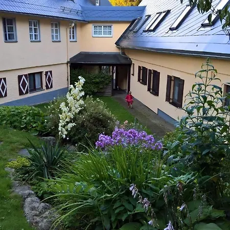 In Vordorfermuehle Mit Garten